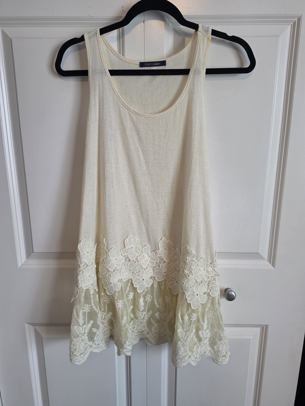 Lace Hem Sleeveless Tunic Tank - Cream flowers
